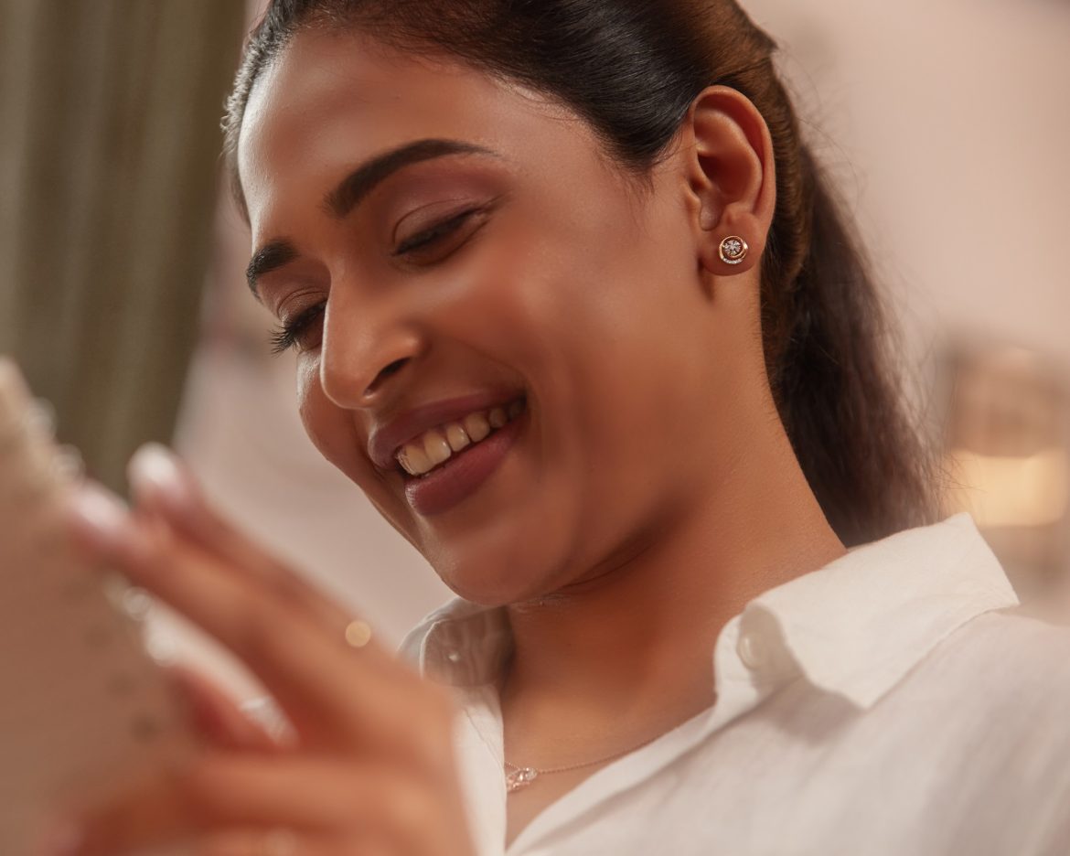 Earrings for Teenage Girl: Trendy Picks 2026